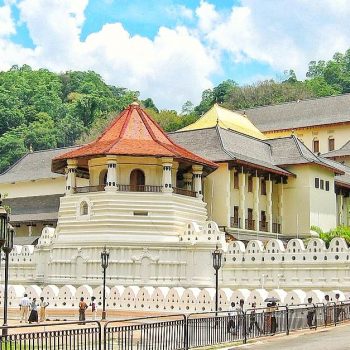 Thooth Relic Temple, Kandy